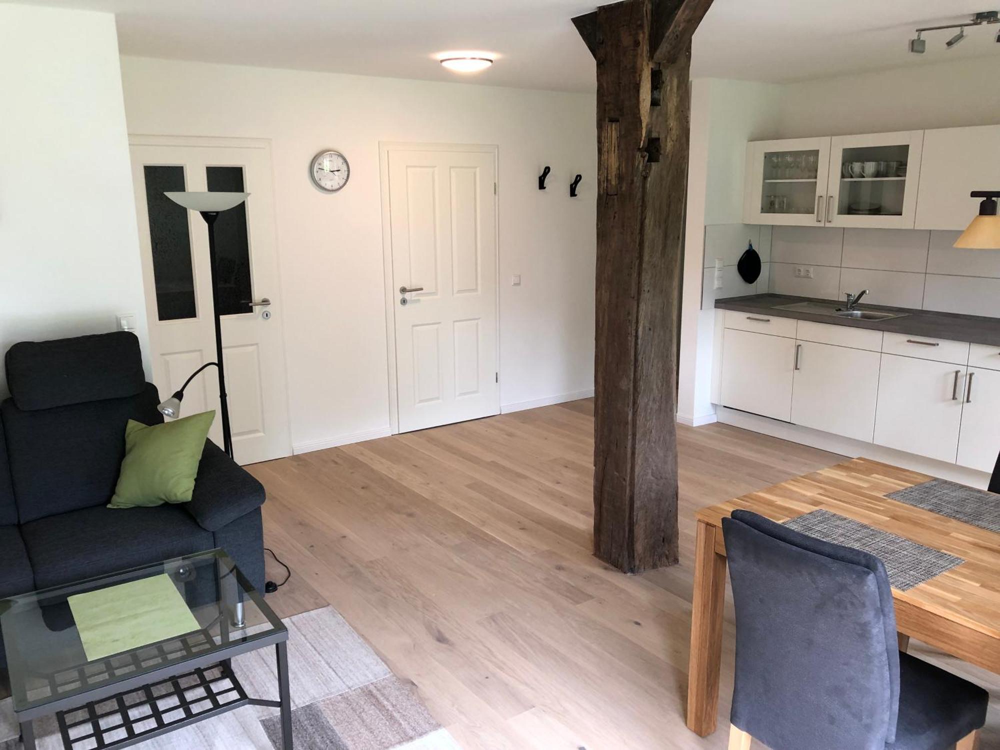 Apartment Modernes In Ruhiger Lage, 70qm, 4 Personen Brietlingen
